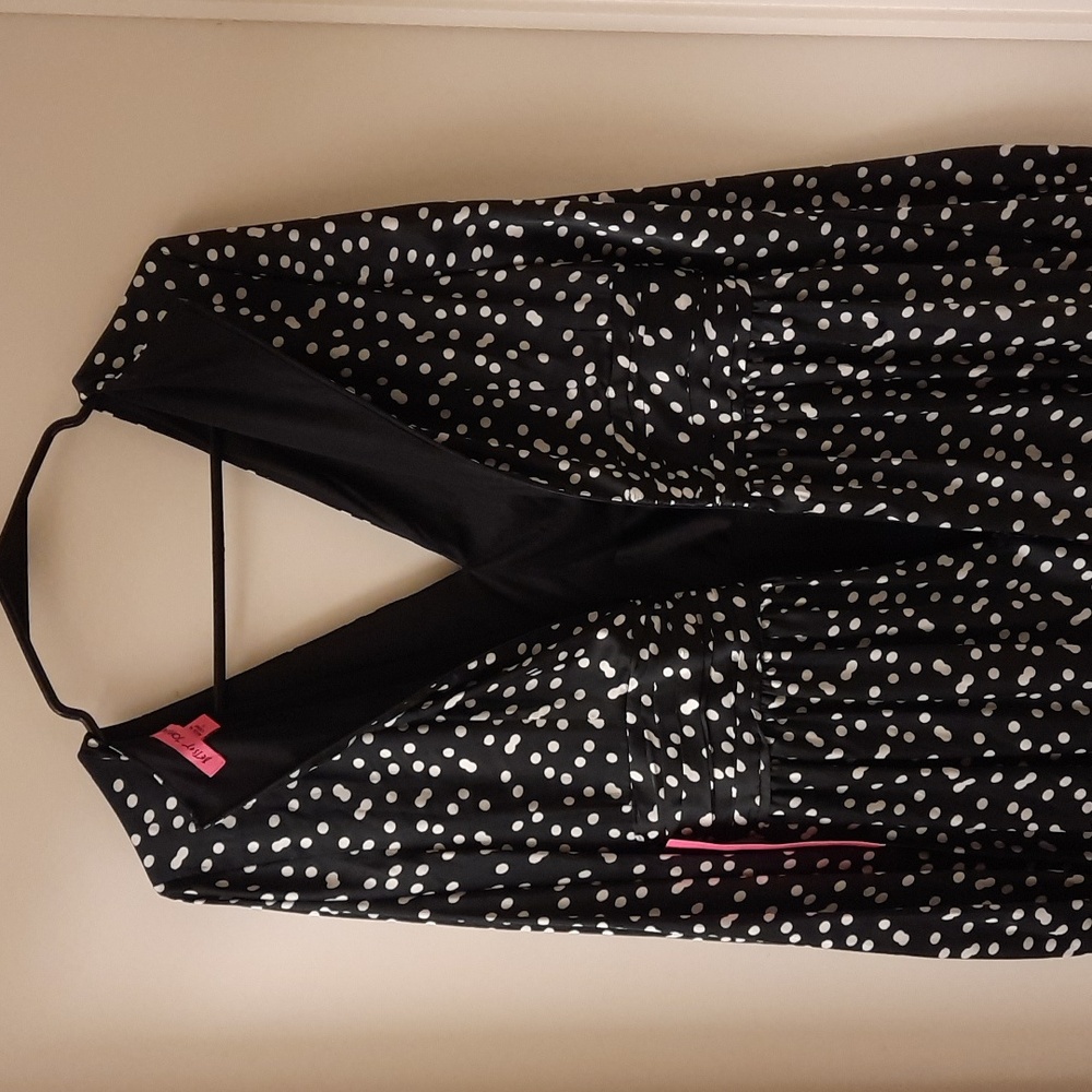 NWT, Betsey Johnson Embellished Cookies and Cream Dress - Picture 11 of 16